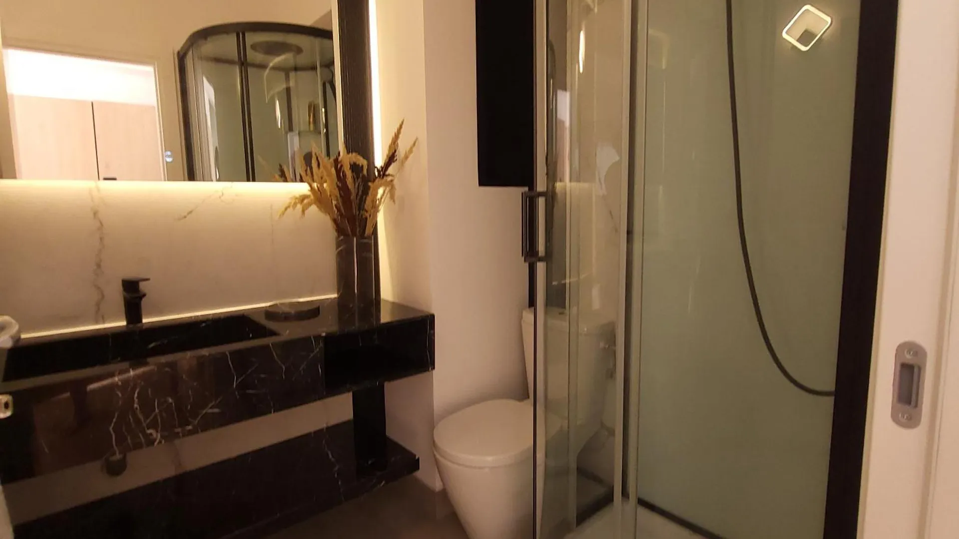 Apartament Elegant Cu Terasa Bukurešť Apartmán